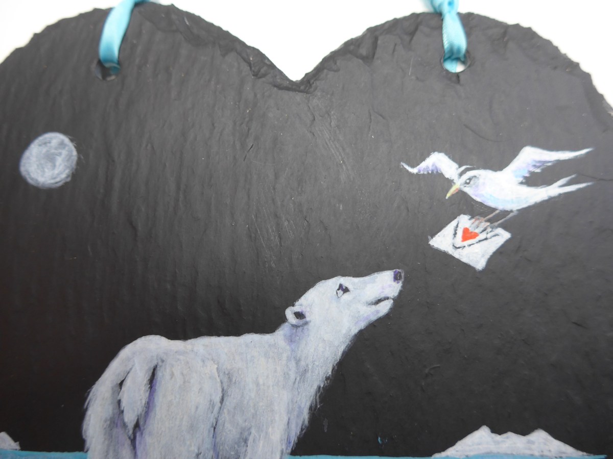 18cm x 18cm Slate Heart with Original Painting of a Polar Bear by artist Diane Young